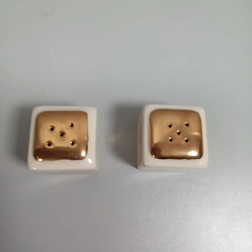 Vintage White Ceramic Cube Salt‎ and Pepper Shakers Gold Butterfly MCM Decor